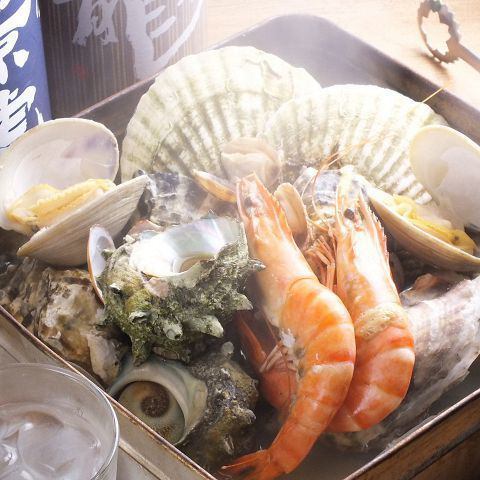 [Uses plenty of seafood] Its name is “Kai Treasure Box”!!