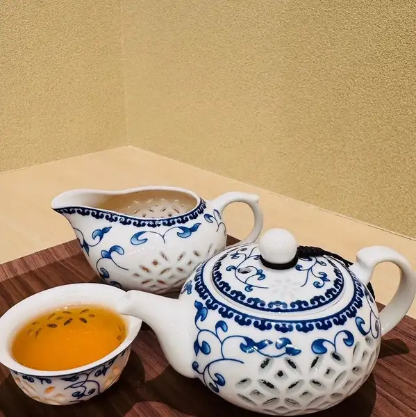 台湾茶葉を使ったウーロン茶