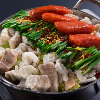 贅沢宴会に【2時間飲み放題付き】メインの明太牛もつ鍋+唐揚げなど食べ放題⇒6000円