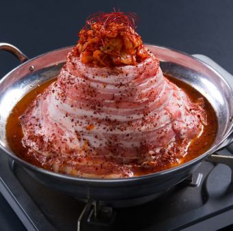 【2시간 음료 무제한 포함】메인 돼지 김치 냄비 + 튀김 등 뷔페 ⇒ 5000엔