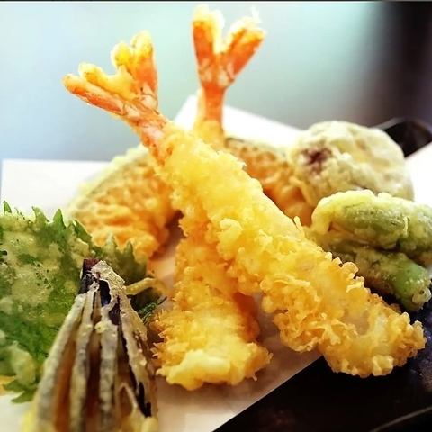 築地場外で10時～お酒が飲める居酒屋です。