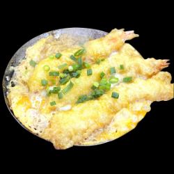海老天の卵とじ丼の上の具