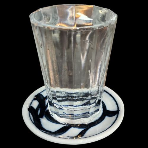 日本酒各種取り揃えております。