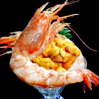 外国人のお客様に人気！ウニと海老2750円(税込)