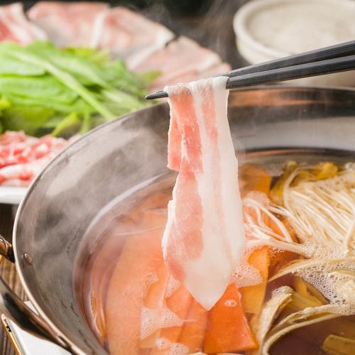 Melt-in-your-mouth deliciousness! All-you-can-eat sticky pork shabu-shabu