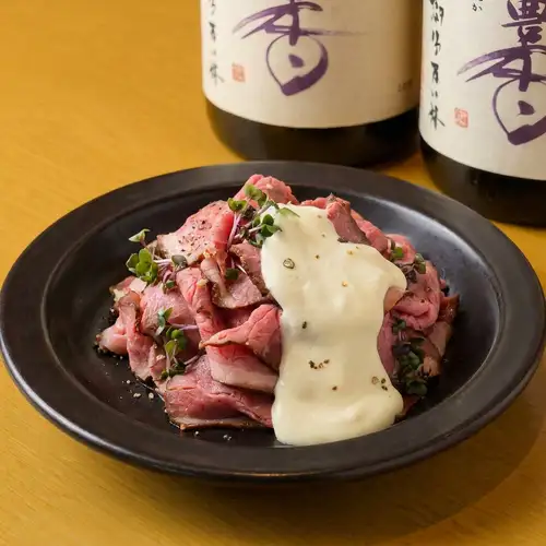 Roast beef & melted cheese