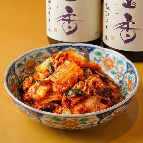 Korean kimchi / boiled edamame
