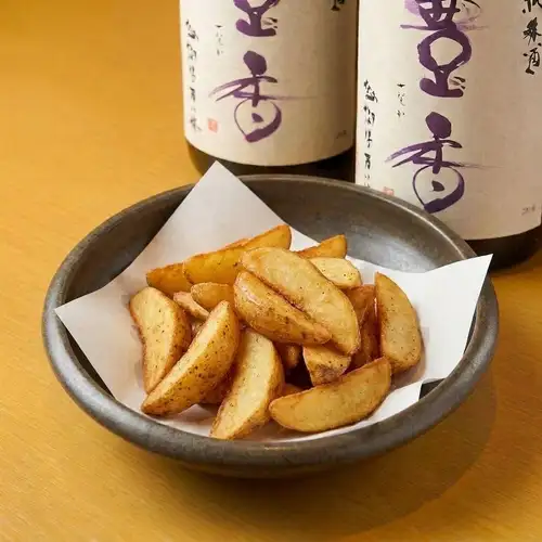 Homemade French fries / Deep-fried chicken cartilage / Deep-fried octopus