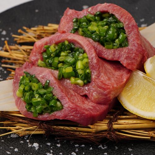 두꺼운 싸는 탄