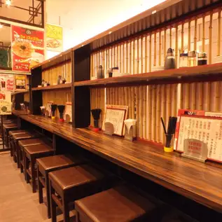 おひとりさまでもお気軽に立ち寄れるカウンター席！八重洲でのお仕事帰りにサクッとご飯！新幹線乗車前にサクッとご飯も大歓迎！