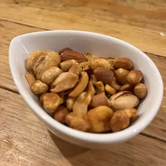 くんせいミックスナッツ