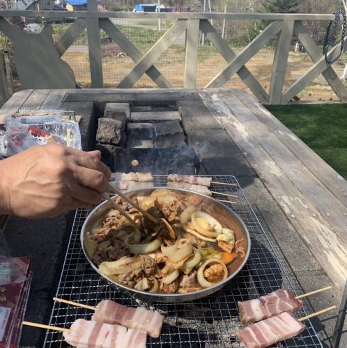 食材や栄養にこだわったBBQができるお店です！
