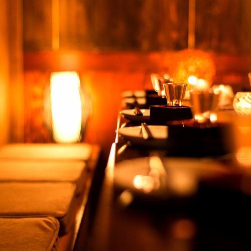 Enjoy a special moment in an elegant private room that exudes Japanese beauty.