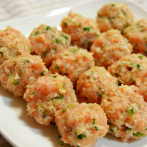 トッピング（鶏つみれ）