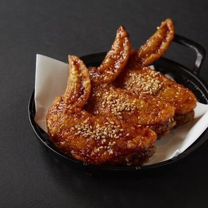 ビールとともに！人気の【手羽から】の美味しさを堪能♪