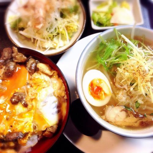 炭火焼き親子丼&鳥塩しょうがラーメン膳