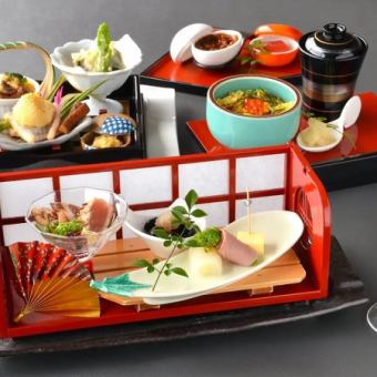 [Dinner] Celebrate the New Year! A special dish, "Hatsuyume Kaiseki," 11,000 yen, perfect for the start of a special year.