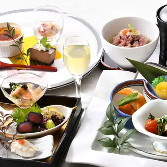 [Lunch] Hana Gozen (Weekday price: 2,700 yen)