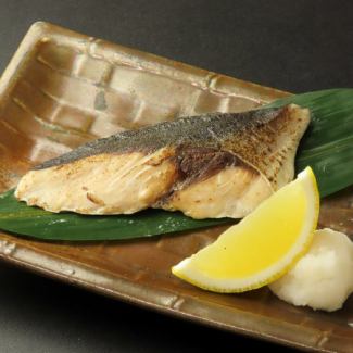 ぶりの藁焼き