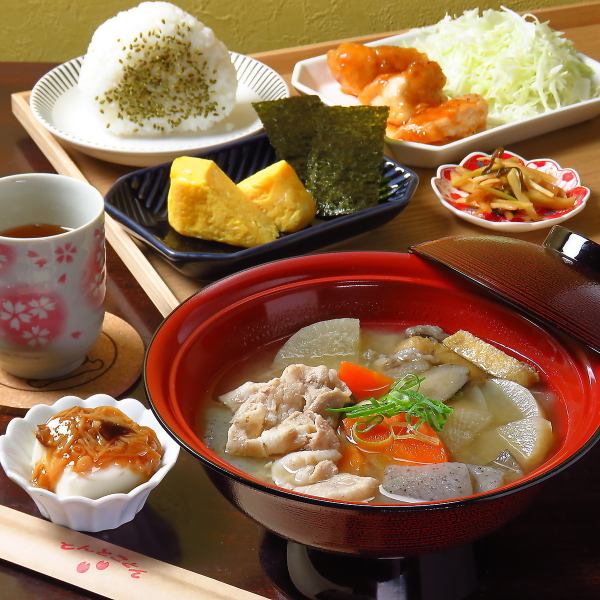 ふらっと寄りたくなる、やさしいごはん