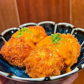 ズワイガニのサクサククリームコロッケ～アメリケーヌソース～