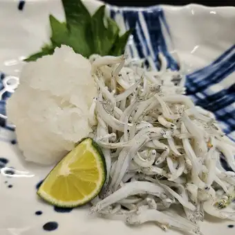 椿泊産しらすおろし