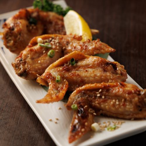 Grilled chicken wings (4 pieces)