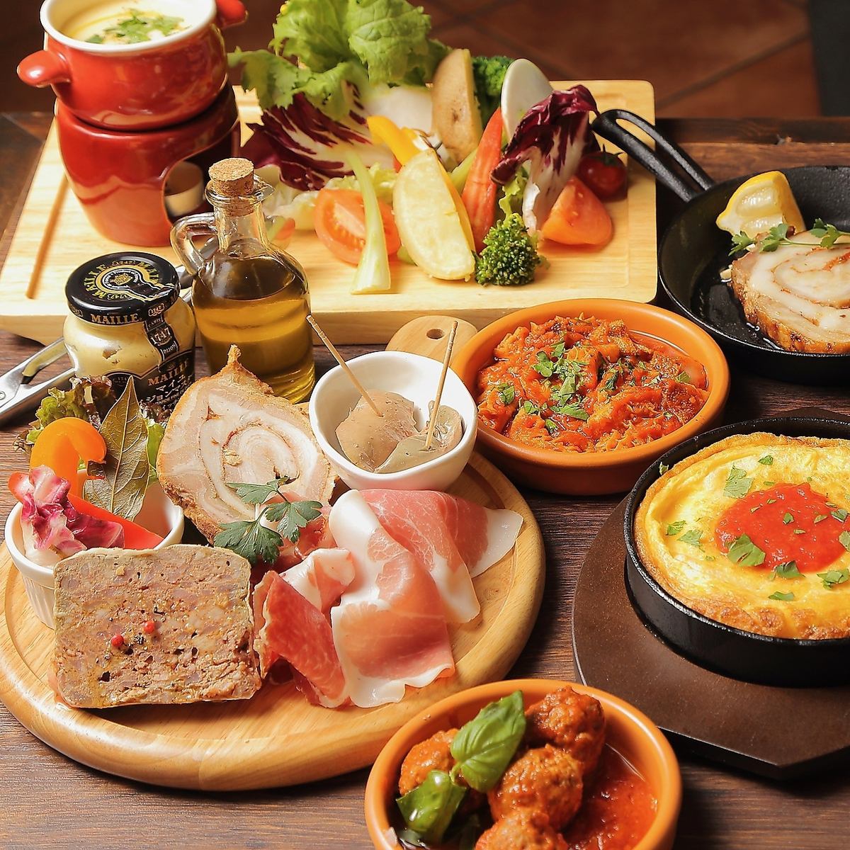 お肉や海鮮の食べ飲み放題プラン3000円台♪3時間飲み放題付◎