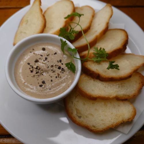 chicken liver and cheese pate