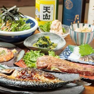 三元豚バラ黒胡椒焼きなどが食べられる！【旨安コース】全7品2時間飲み放題付4400円(税込)