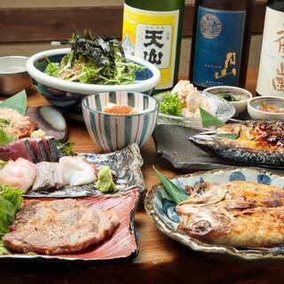 包含9道菜品和2.5小時無限暢飲的【豐盛套餐】,價格為6,050日圓(含稅),可享用包含5種生魚片和特選鯖魚片的豪華大餐。