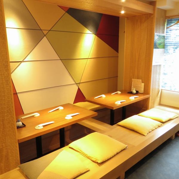 When entering the store, there are two seats in front of you with a counter seat that you can enjoy alone or a couple, and a digging table seat that can be used for parties and banquets on the left.It is a comfortable sushi shop at home.It is good to enjoy conversation with the general.You may use it as a place to relax with groups and families.Please use it in various scenes.