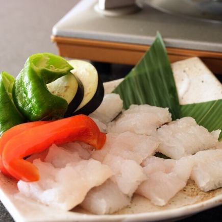 5月1日起：【天然鲜活梭鳗烤制套餐午餐】享用五道菜，包括时令烤梭鳗和梭鳗寿司，尽享夏日风味。