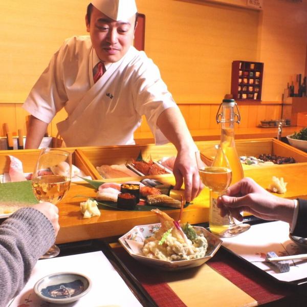 少人数様でもごゆっくりと寛げます。個室の完備ももちろん◎。山留のコースは、どのコースも1名様からご利用可能&個々盛りでお出し致します。各種ご宴会のご相談もお気軽にどうぞ。