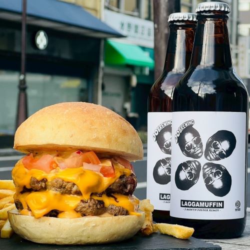 ボリューム満点！最強バーガー