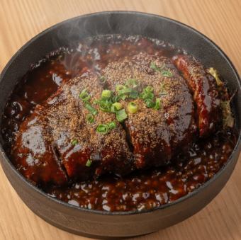 名古屋コーチンむねの鉄板みそかつ