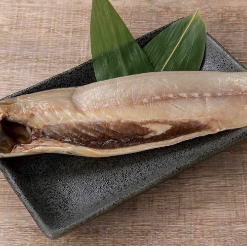 Atka mackerel (half) / Shishamo with roe (3 fish)