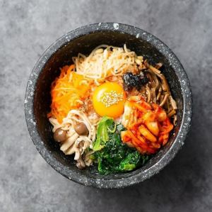 石焼ビビンバ