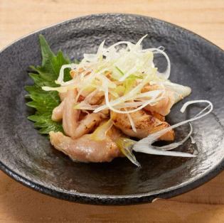 Delicious low-temperature cooked chicken breast with ponzu sauce