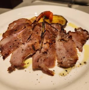 鹿児島県産“黒豚”肩ロースのアリスタ