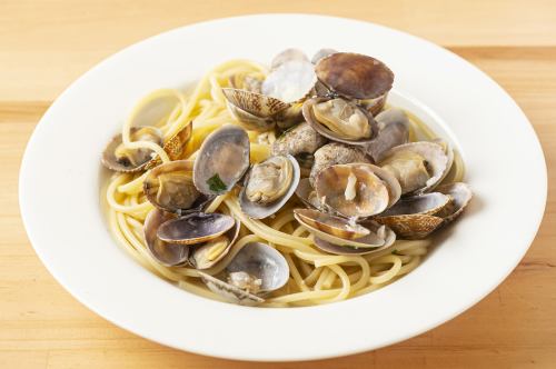 spaghetti alle vongole in bianco/ボンゴレビアンコ
