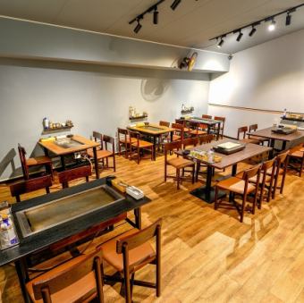 20名様から個室としてご利用可能です。宴会でお腹いっぱい楽しんでください。