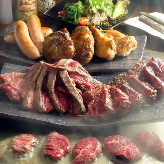 学生諸君！どうせ食べるなら旨いお肉を食いまくれ！飲み放題有！