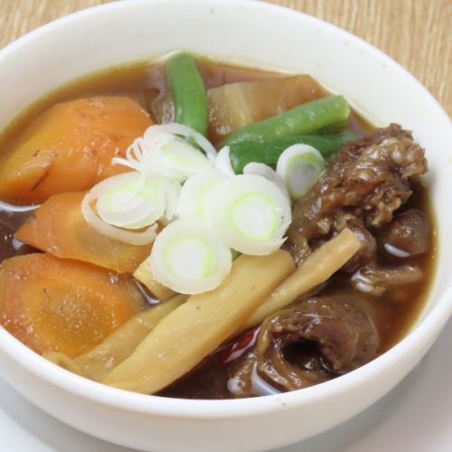 九州直送！盡享極致鮮嫩馬肉刺身的美味。
