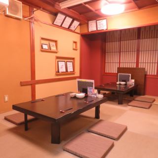 The tatami room, where you can relax in a calm Japanese space, is popular for family meals and gatherings with friends.