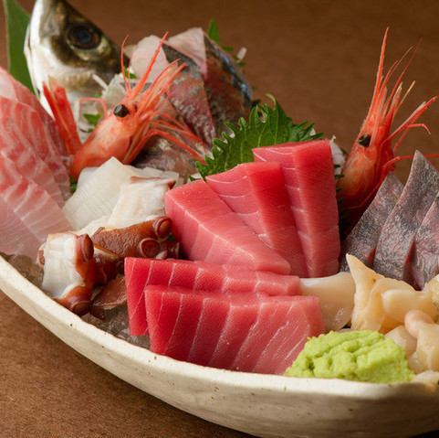 ``Assorted Sashimi'', full of volume, delivered at the risk of losing money