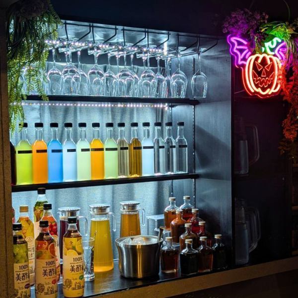 크래프트 콜라와 수제 시럽을 사용한 오리지널 음료가 인기 ◎ 논알파도 즐길 수있는 자유도가 높은 음료 무제한으로, 대화도 자연스럽게 연주합니다 ♪