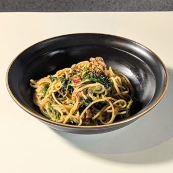 ほうれん草クリームパスタ