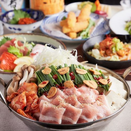 【享用套餐】3种刺身和辣猪肉泡菜锅！2.5小时套餐/2小时无限畅饮，8道菜品，4,500日元 ※12月起