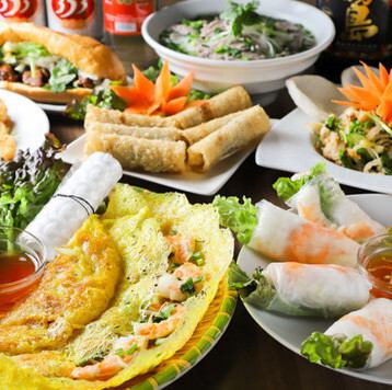 【忘新年会や各種宴会に】333＆サイゴンビール飲放付！海鮮鍋やバインセオを楽しむ豪華絢爛12品
